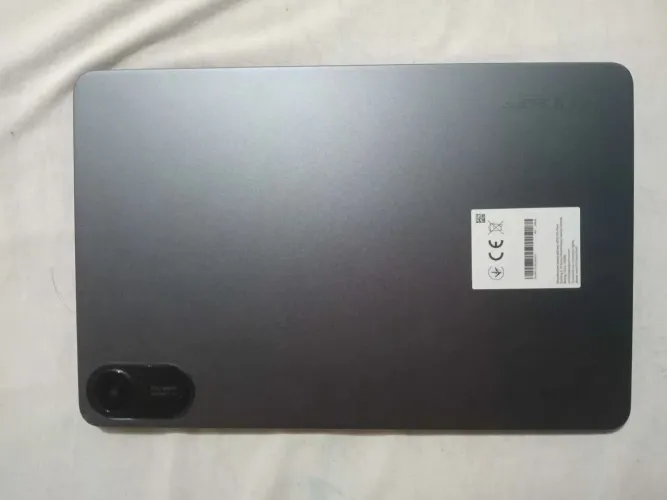 TABLET XIAOMI semi novo, em perfeito estado.
