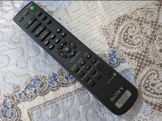 CONTROLE REMOTO SONY MOD. RM- SE2AV  SYSTEM GR10AV | DEFEITO :)