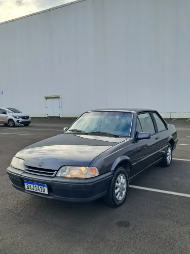 Chevrolet Monza Classic SE 2.0 /mpfi E EFI 2P E 4P 1993
