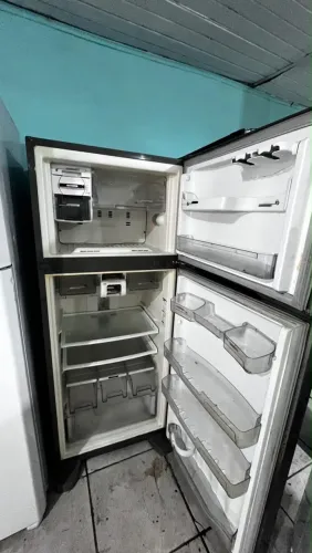 Geladeira 950 