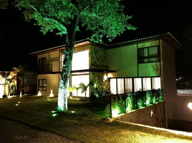 Casa Praia do Forte 4 suítes Alto Luxo Ilha dos Pássaros Reg Guarajuba Estrada do Coco Lin