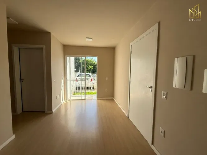 APARTAMENTO TÉRREO COM PÁTIO PARA LOCAÇÃO NO BAIRRO OLARIA