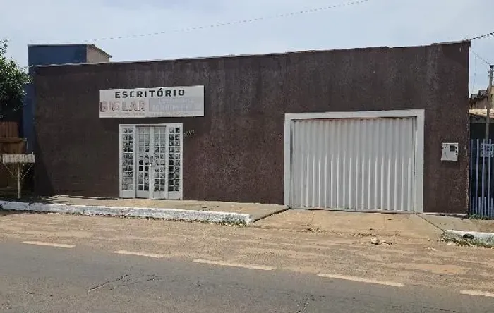 Casa a venda ,aceito veiculos no negócio. Falar direto com PROPRIETÁRIO * 