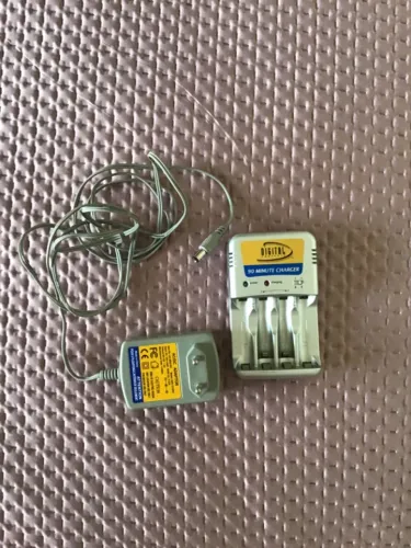 Carregador para pilhas recarregaveis