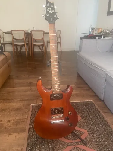 Guitarra Cort M200