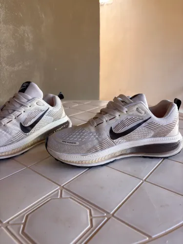 tênis esportivo nike