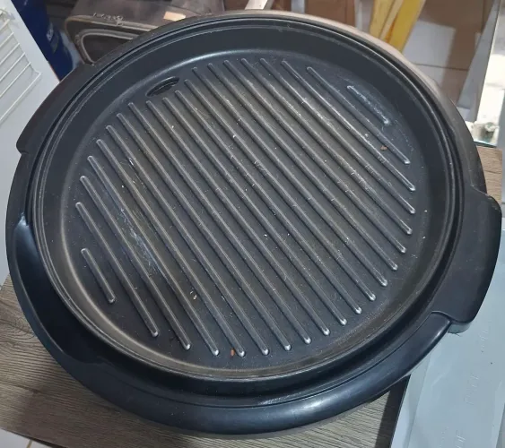 Grill Elétrico Redondo 127V 1200W Antiaderente Termostato