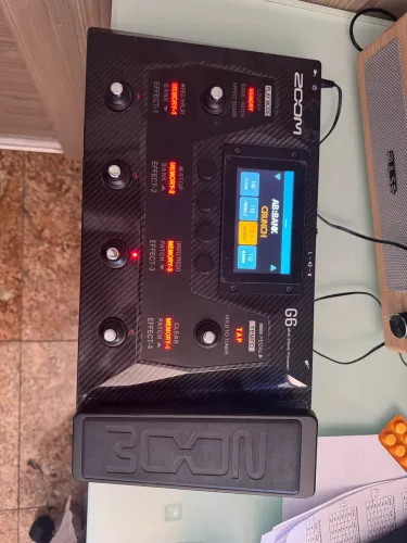 Pedaleira ZOOM G6