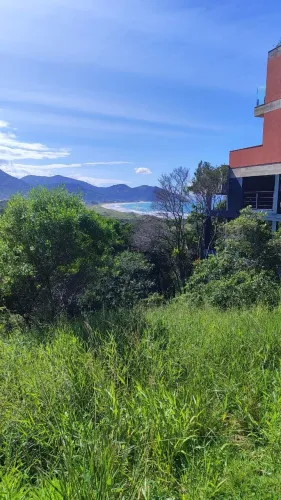 Terreno à venda em Garopaba-SC, bairro Morrinhos, Loteamento Mirante de Garopaba, com 525m