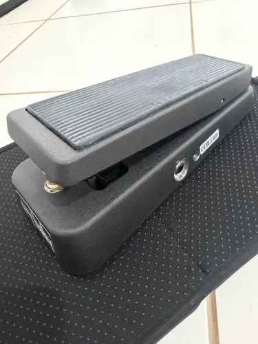 Pedal Wah Cry Baby Jim Dunlop Standard GCB95