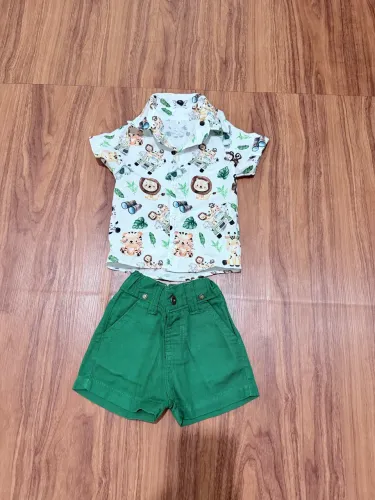 Roupa Safari veste 1 ano e 2 anos.