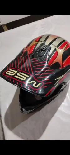 Capacete
