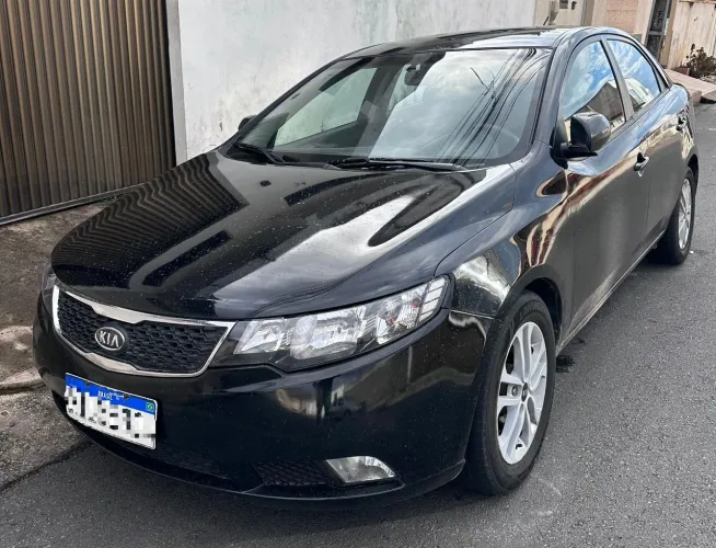 Kia Motors Cerato 1.6 16V Mec. 2011