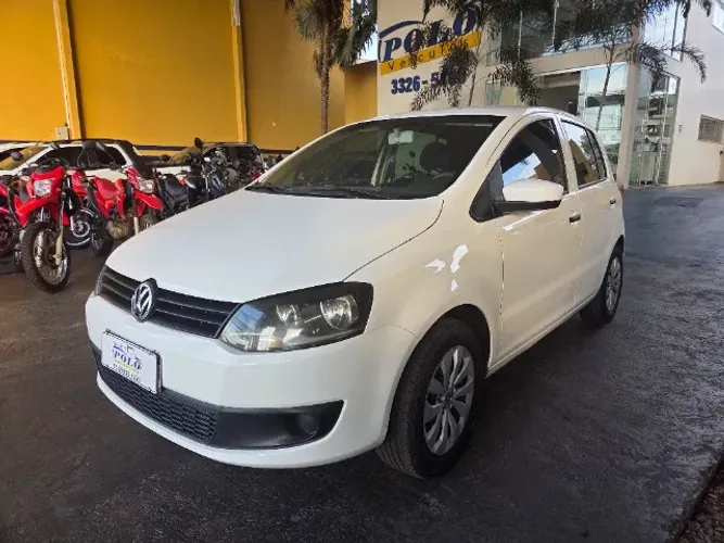 Volkswagen Fox 1.0 MI Total Flex 8V 5P 2014