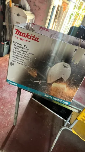 Makita modelo m2401 nova na caixa