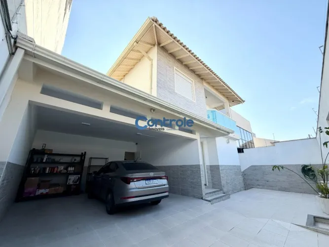Casa com 02 dormitórios no Jardim Atlântico!