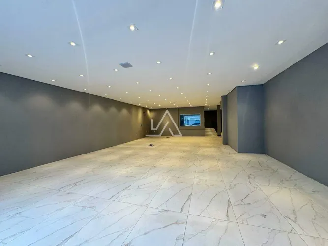 SALA COMERCIAL NA MOROM, NO CENTRO