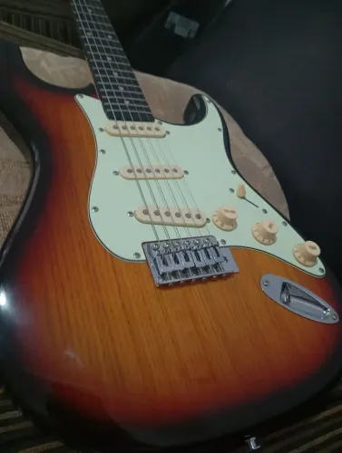 Guitarra Tagima TG-500 TW Series