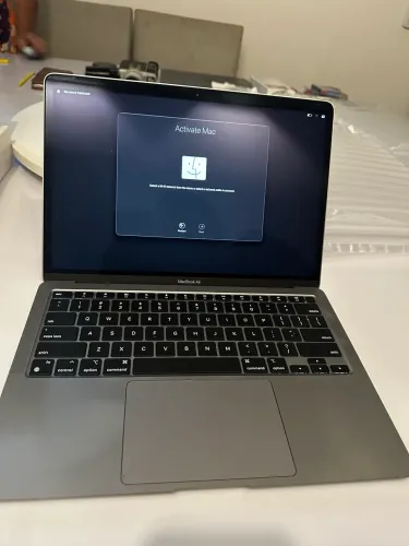 Apple MacBook Air 13.3" M1