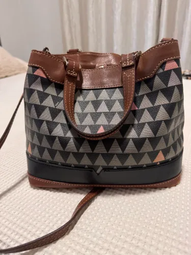 Vendo bolsa Schütz 