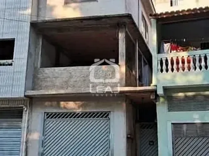 Excelente Sobrado à Venda no Parque Regina próximo ao Metrô Vila das Belezas de 187m² com 