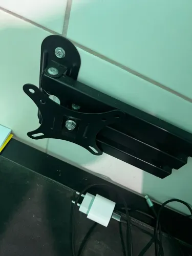 SUPORTE DE PAREDE PRA MONITOR/TV ARTICULADO