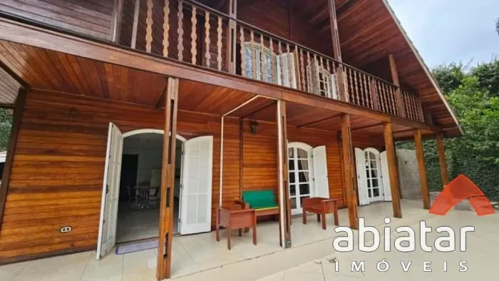 Casa à venda no Bosque do Embu - Embu das Artes/SP - 360m² - 5 dormitórios