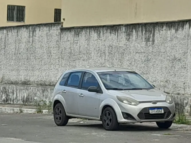 Ford Fiesta S 1.0 8V Flex 5P 2014