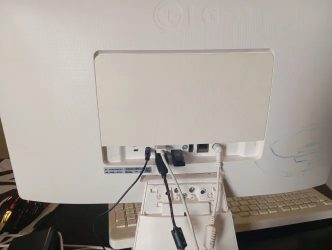 All In One LG Intel Celeron N4100 4gb Ram Cor Branco