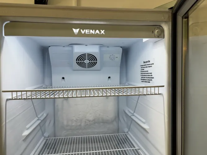 Expositor de Bebidas Venax 300 L