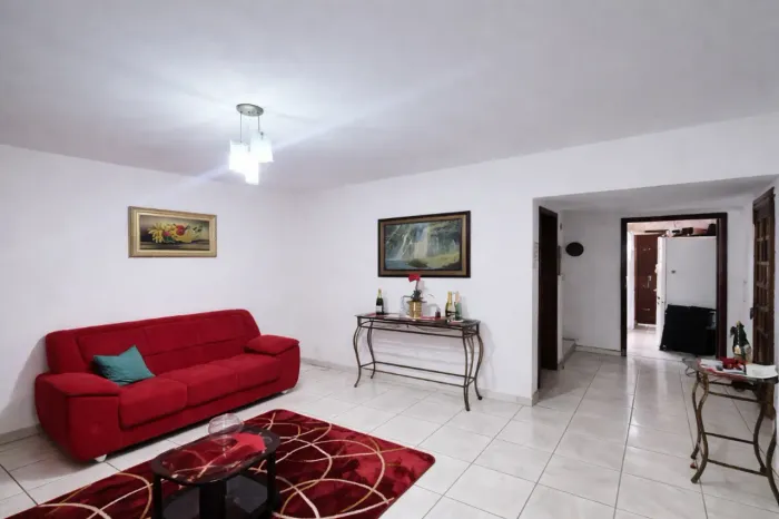 Casa para venda em Jardim Maria Luiza com 2 quartos, 122m²