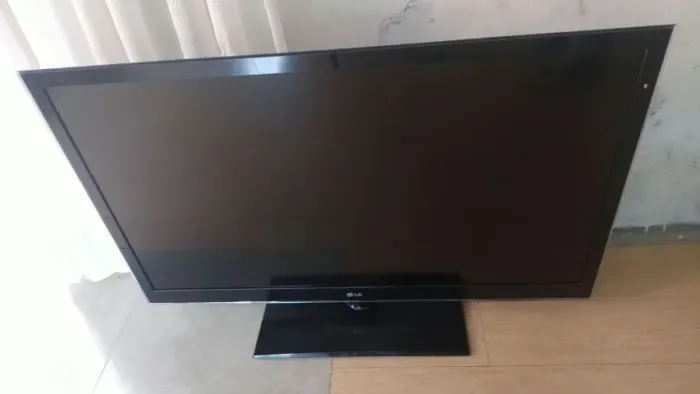 tv lg modelo 47lw4500 tem som nao tem imagem 200 reais