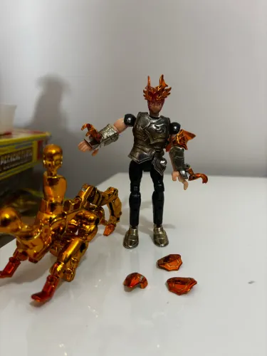 Boneco Shido de Mizar - Os Cavaleiros do Zodíaco (Vintage / Diecast) + Totem / Object
