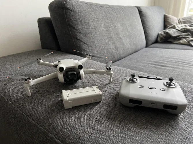 Drone dji mini 3 impecável