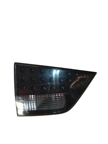 Lanterna Tampa Traseira  Esquerda Mitsubishi Outlander 2012