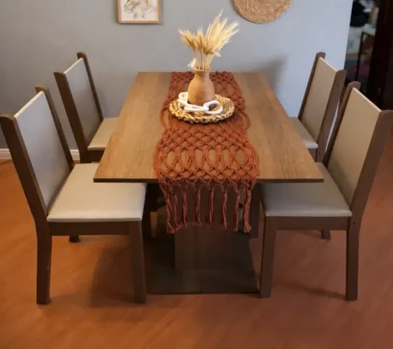 Mesa de jantar 4 lugares 