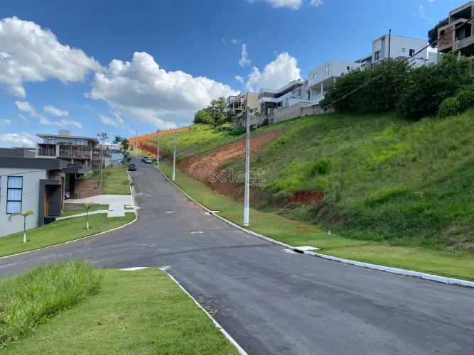Lotes Residenciais e Comerciais à venda na região do bairro São Pedro!