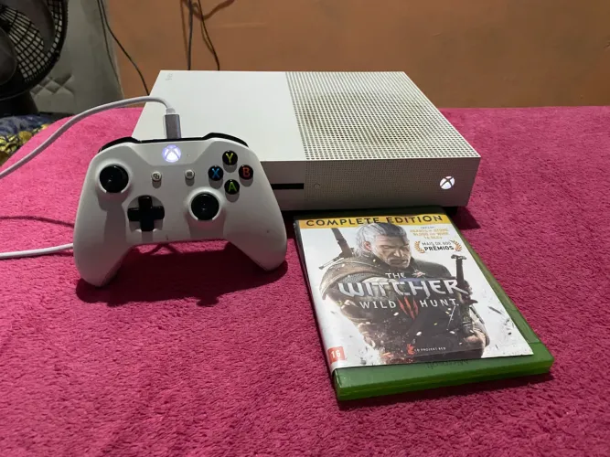 Xbox One S - Oportunidade!