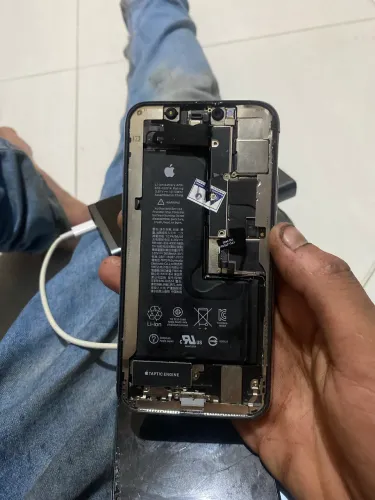 iPhone XS para uso de peças