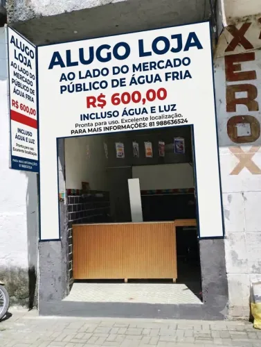 Alugo loja em Água Fria