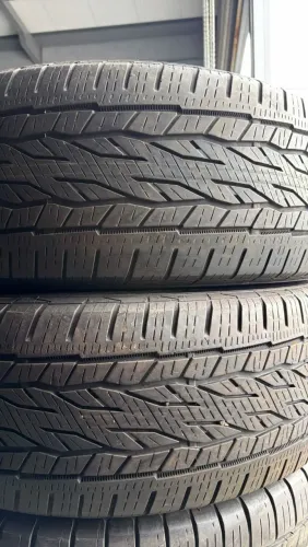 Pneus 275/55/20 marca Continental