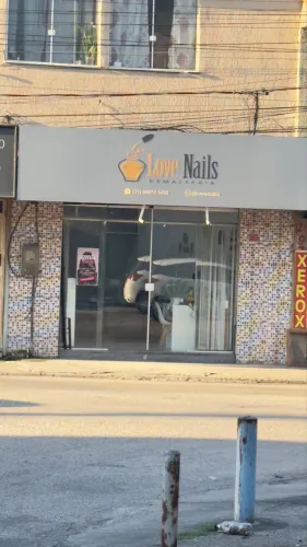 Loja no centro de Nova Iguaçu , rua principal da faculdade Estácio