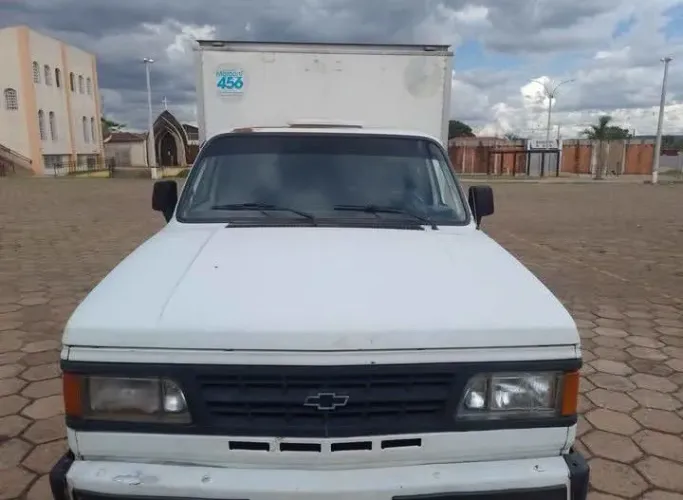 Chevrolet D-20 S / Luxe 3.9/4.0 Diesel 1992