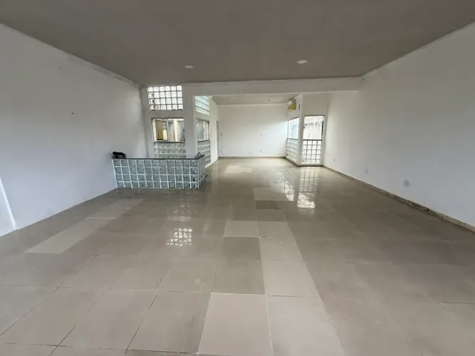 Ponto Comercial na Mundurucus 120 Metros Quadrados