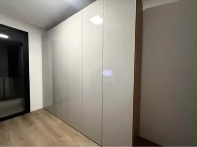 Guarda Roupa Coliseu