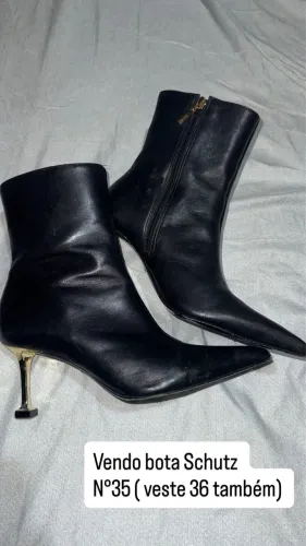 Vendo Bota Schutz 