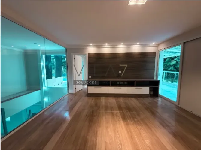 Casa para Venda Cond. Chácaras do Lago 4 Suítes, Academia e Piscina