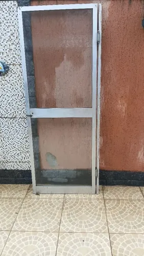 Porta de alumínio com vidro
