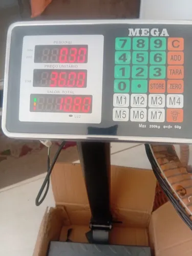 Balança eletrônica plataforma 200kg super resistente com garantia 