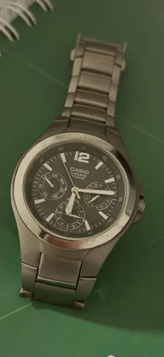 Relógio Casio Lineage Titanium
